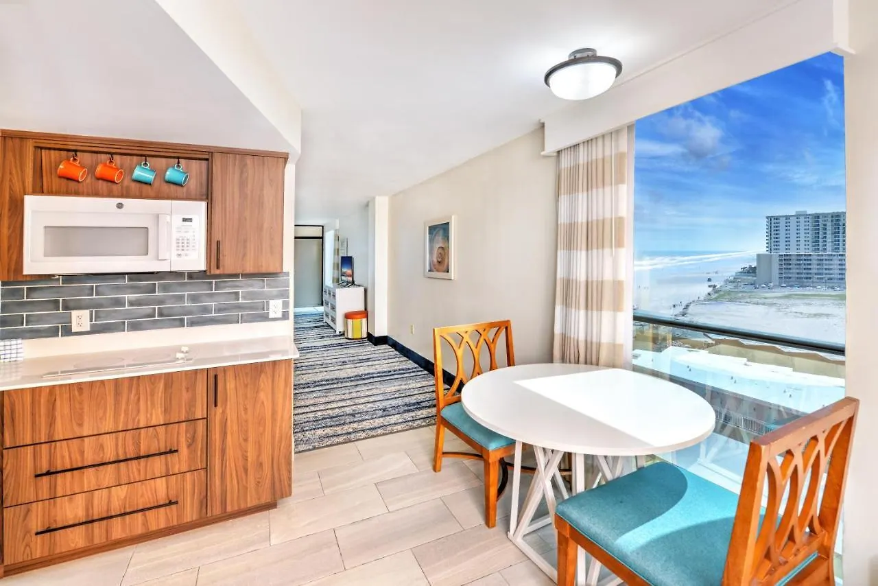Bahama House - Daytona Beach Shores Hotel